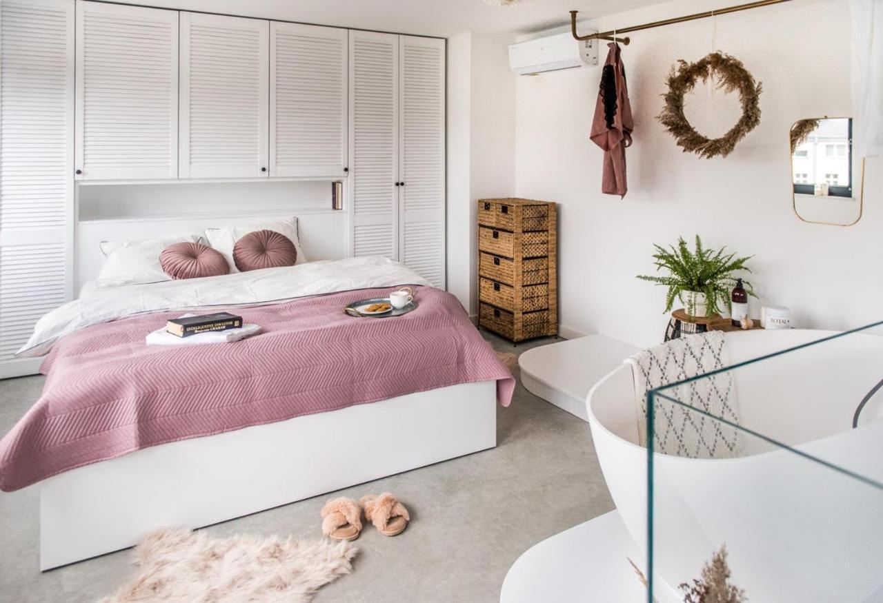 Hedo & Art Loft - Old Town Apartment Poznan