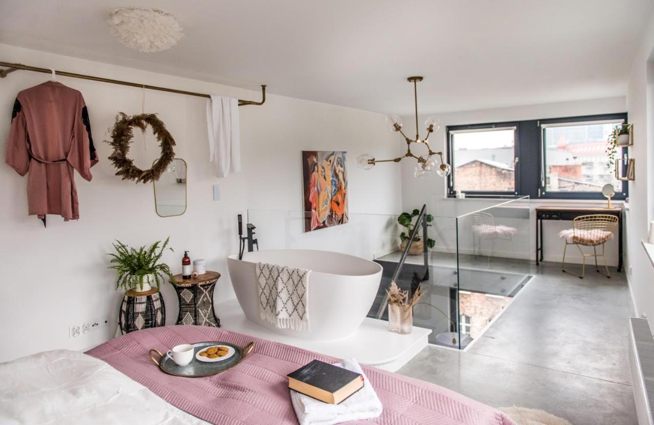 Hedo & Art Loft - Old Town Apartment Poznan